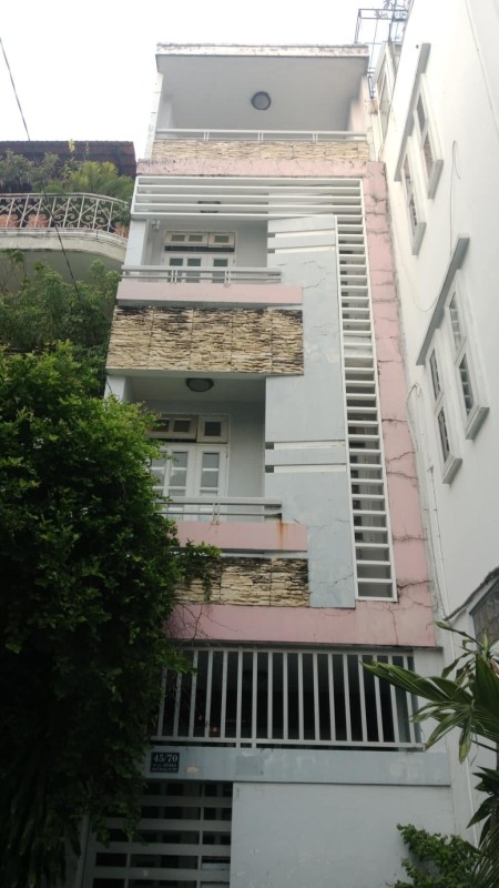 Ngay trung tâm Bình Thạnh – Sát vách Quận 1 – Hẻm xe hơi 7 chỗ quay đầu