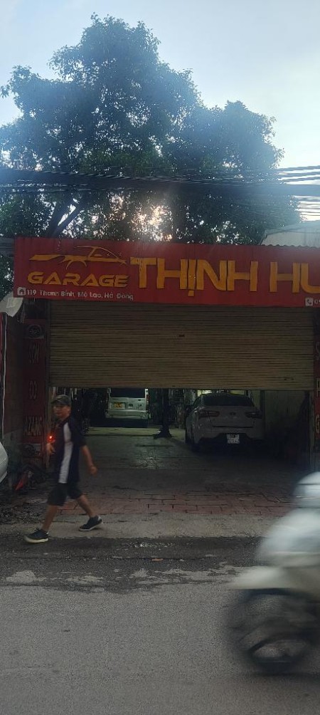 Mặt phố Hà Đông - Kinh doanh sầm uất - Sát Cầu Trắng - Xây toà VP rất tuyệt - KV đang phát triển