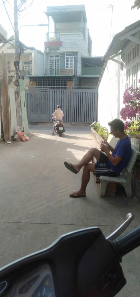 Chỉ nhỉnh 4t.ỷ - 53m2 – Gần Tô Ngọc Vân – Thạnh Xuân Q12 – 4 phòng ngủ