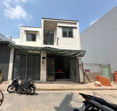 Nhà đẹp – Ô tô ngủ trong nhà – Giáp Tân Phú, Q6 – Gara để ô tô – Chỉ 4.95 tỷ