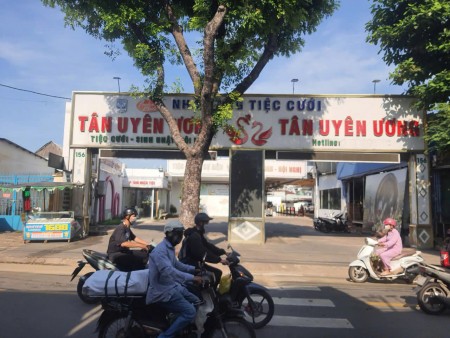Mặt bằng siêu rộng ngay Nguyễn Văn Quá kinh doanh đa ngành nghề