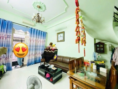 Nhà siêu phẩm rẻ, đẹp Bình Tân – Xe hơi thông – Giáp ranh Tân Phú