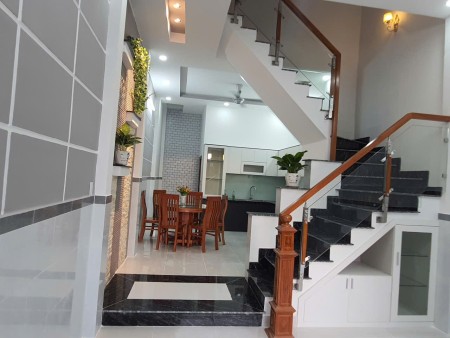 Bán nhà mới Trệt 2 lầu đường số 8 Linh Xuân Thủ Đức, LH 0909428959
