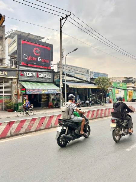 Bán nhà mặt tiền Huỳnh Tấn Phát, quận 7