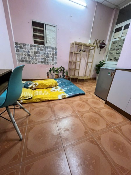 Cho thuê phòng trọ 20m2 Hồ Văn Huê, Phú Nhuận có nội thất giờ tự do 3,5tr
