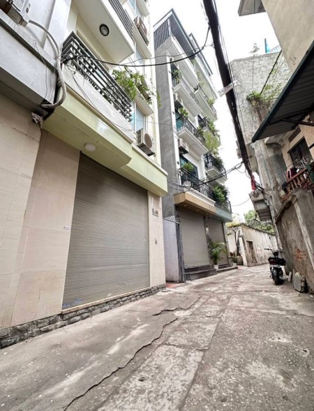 Hoàng Mai Đền Lừ 32 × 5 tầng - 3 ngủ - Ô tô đỗ cổng - Gần hồ - Công viên