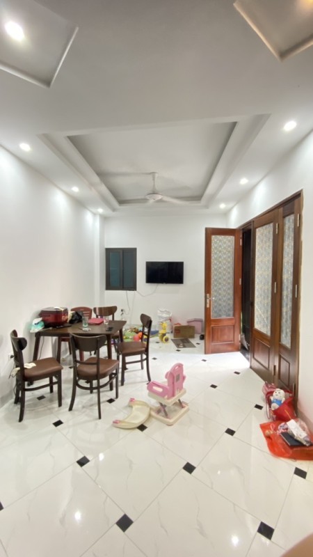 Nhà đẹp ở ngay - Tặng nội thất - Gần oto. Tây Tựu 37m2 giá giảm chào 5 tỷ (thương lượng)