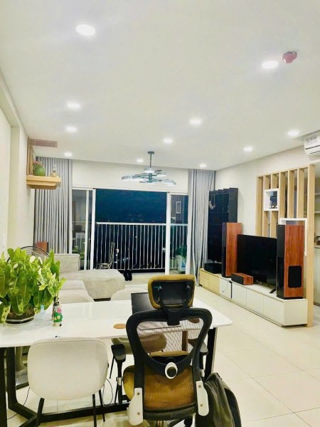 The Botanica, Phổ Quang, P2, Tân BÌnh: 70m2-2p ngủ, 2wc, Nt, 16tr/th