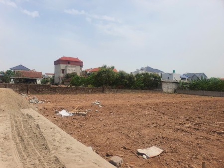 Siêu phẩm lô góc – 2 mặt tiền – LK15 khu phân lô Khoái Châu – giá chỉ 1.x tỷ!