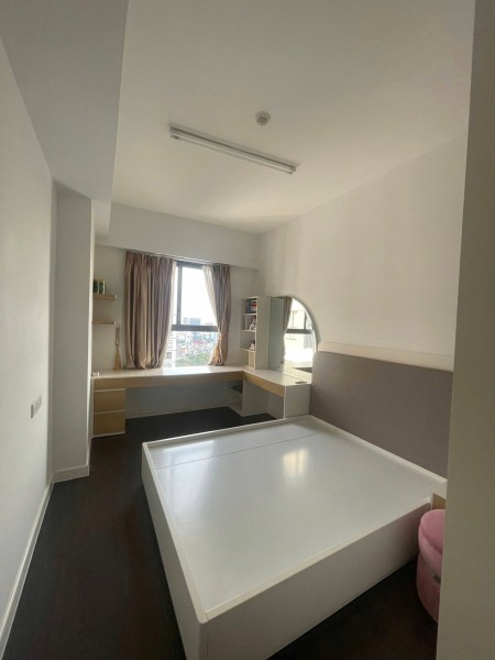 Chung cư Phúc Yên 2, P15,Tân Bình: 86m2, 3p ngủ, có NT, 12tr/th
