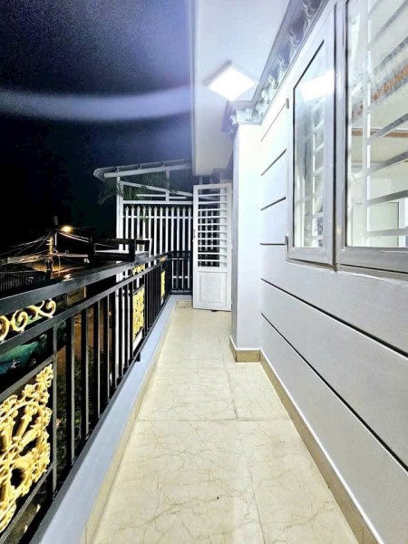 Đi đến slide 8