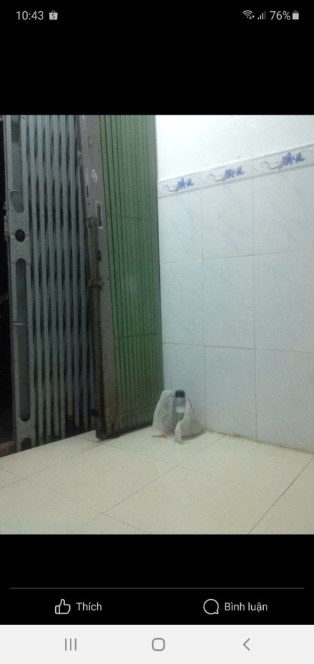 Cho thuê nhà nhỏ riêng biệt Bà Hom, Quận 6, hẻm xe hơi đến nhà