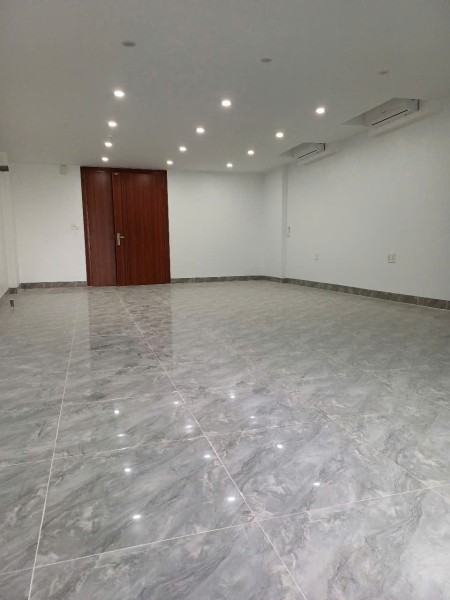Ảnh 4 - Tòa nhà văn phòng, thang máy, hộ gia đình khép kín, Xuân Đỉnh…