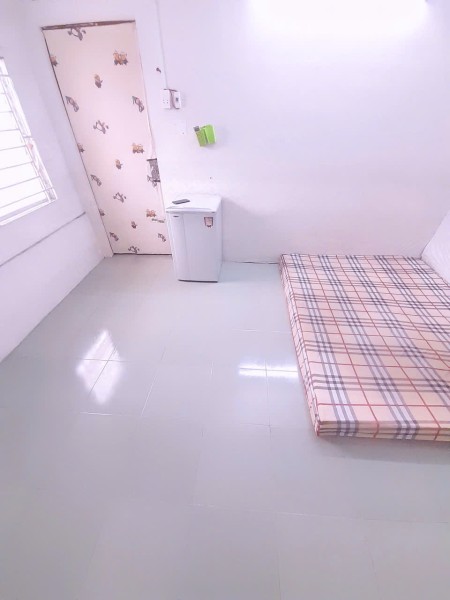 PHÒNG TRỌ GIÁ RẺ THOÁNG MÁT GẦN SÂN BAY, CHỢ PHẠM VĂN BẠCH