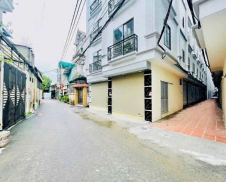 Nhà Mới Tinh – 32m²– 4.2 tỷ – Full Nội Thất – Ô Tô Qua Cửa – Yên Nghĩa