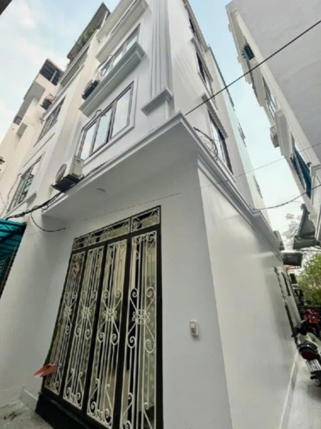 Nhà 4 tầng đẹp – Yên Nghĩa – 40m² – 5.9 tỷ – Gần chợ