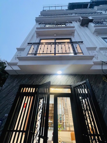 Nhà Siêu Đẹp - 6 Ngủ - Vĩnh Hưng - Hoàng Mai - Full Nội Thất Xịn Sò - 41m2 - Hơn 6 Tỷ
