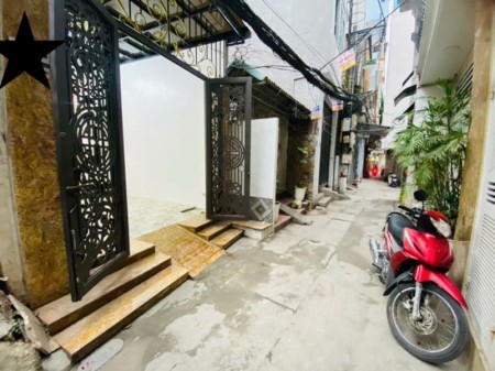 Nhà riêng Hoàng Mai, 5PN, 4 tầng, thang máy, 64m2, ngõ thông, mặt tiền thoáng, Giá 11,8 tỷ