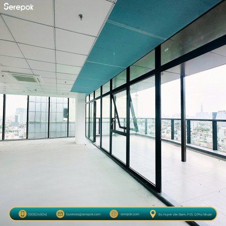 Serepok cho thuê sàn văn phòng truyền thống 180m² – Ban công lớn, view Landmark 81 (Chính chủ)