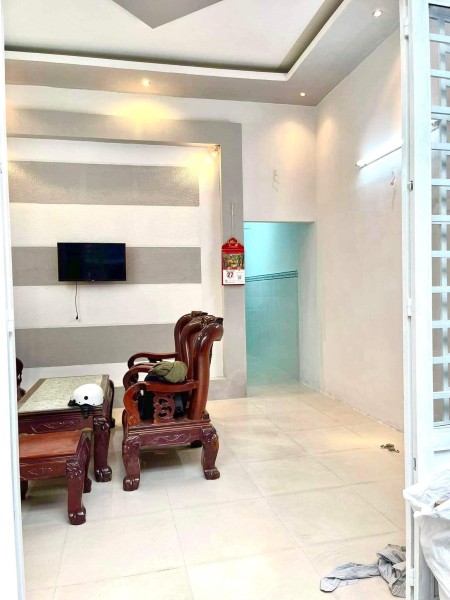 Bán nhà đường Nguyễn Văn Quỳ , Phường Phú Thuận Quận 7.