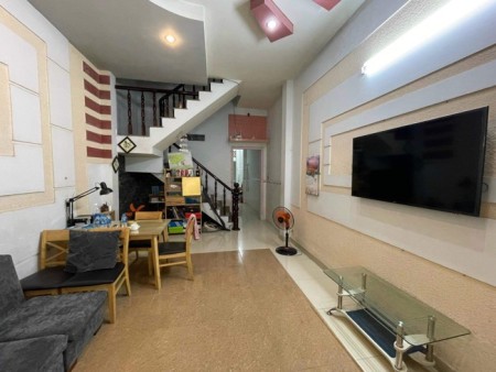 Nhà đẹp 2 lầu – Sổ riêng – Hẻm ô tô đỗ cửa – Giá chỉ từ 4x tỉ