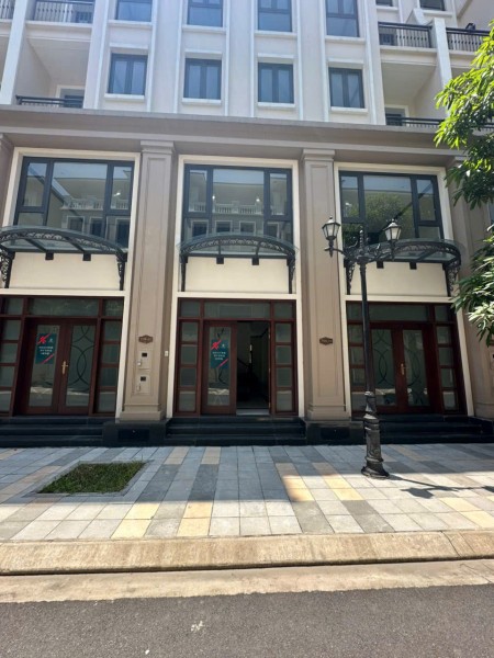 Cho thuê nhà riêng tại The Empire Vinhomes Ocean Park 2 giá 9 triệu
