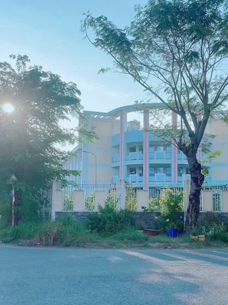 Chính chủ cần bán nền Nhà Phố góc lô H view 2 mặt tiền KDC13E Intresco