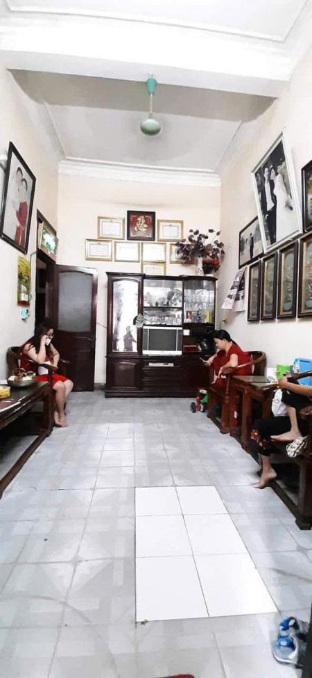 BÁN NHÀ KHU CÁN BỘ PHÒNG KHÔNG – KHÔNG QUÂN ( đường Lê Trọng Tấn)