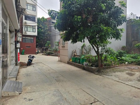 Phân khu Cán bộ đường Văn Minh 50m đât- mt 4.5m- Ô tô vào nhà- nhỉnh 8tỷ.