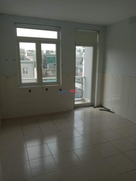 Chính chủ cho thuê phòng trọ ngay trung tâm quận 10, ngay chợ hoa, khu ẩm thực Hồ Thị Kỷ
