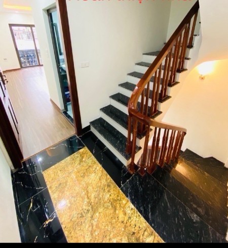 Bán nhà Ngọc Trục, Vị trí cực đẹp, 33m2, 5.9 tỷ