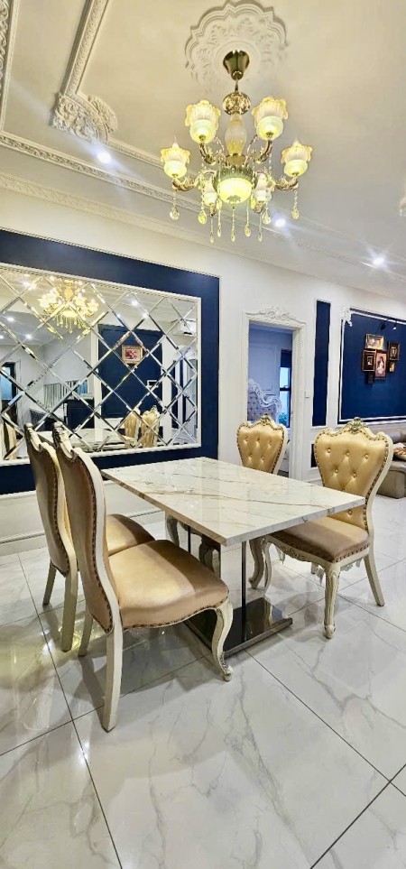 Bán 3PN, 2WC Diamond, giá 7.5 tỷ full nội thất đẹp, tặng 3 năm free PQL Celadon Q.Tân Phú