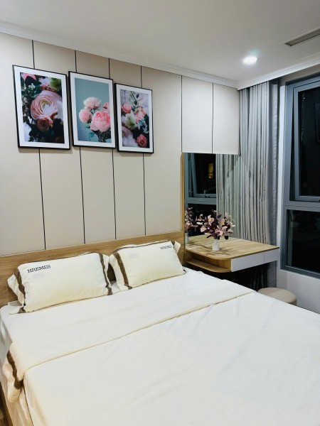 4.25 tỷ Bán Căn Hộ Góc 2PN 2VS tại chung cư 536A Minh Khai, Q. HBT. LH: 0975997166