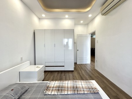 Bán Căn hộ CC 3PN - 74m2 - Tặng Full Nội Thất