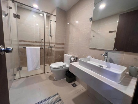 Chung cư Sky center ,P2,Tân Bình: 107m2,3p ngủ,2wc,NTCC,21tr