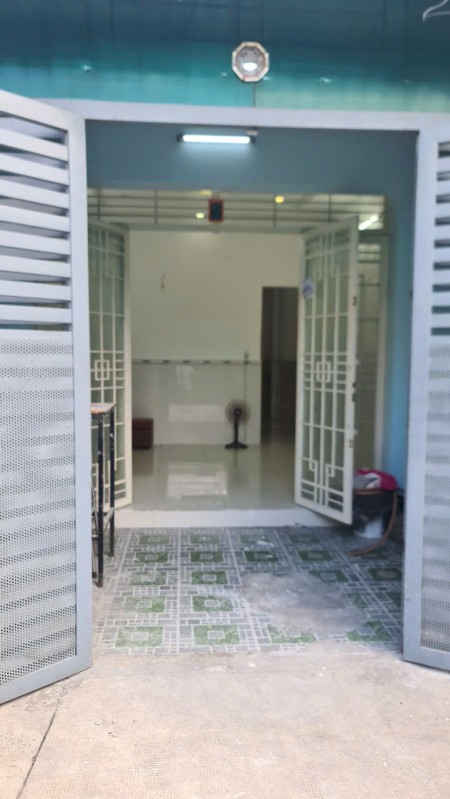 Chính chủ bán nhà gấp – vị trí đắc địa Phạm Hùng, diện tích 4x16m