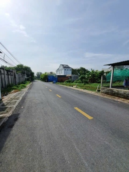 Đất mặt tiền Nguyễn Thị Nhúng, xã Tân Thông Hội, diện tích 182 m2 thổ cư giá 630 triệu