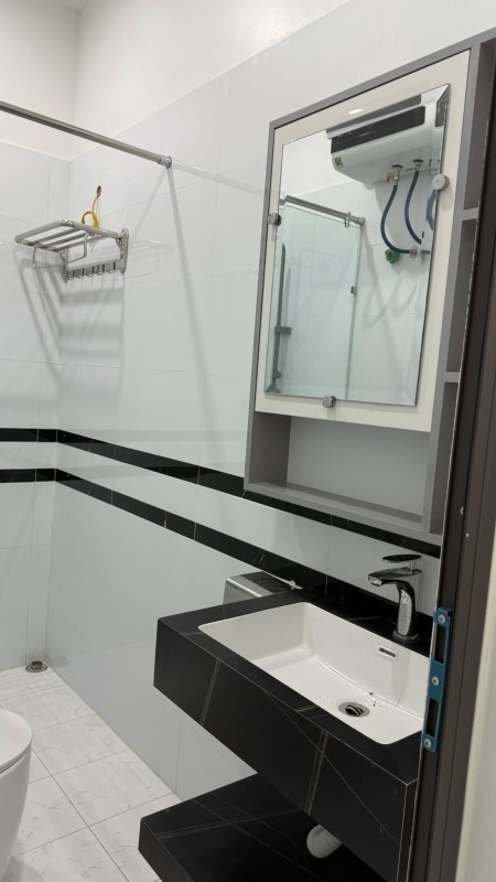 Bán nhà 3 tầng xây mới độc lập ngõ Trần Nguyên Hãn( gần trường Võ Thị Sáu), chợ Đồng Bún...