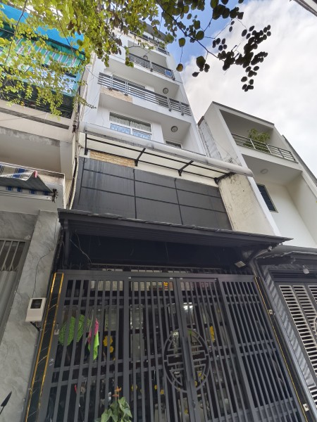Hiếm Q3 - Nhà 5 tầng bề thế HXH Võ Văn Tần