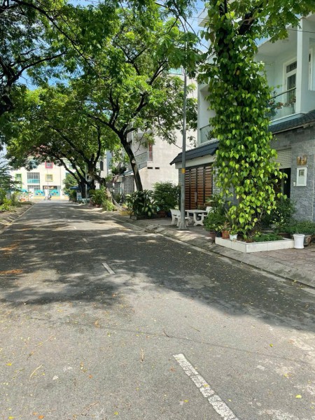 Đi đến slide 8