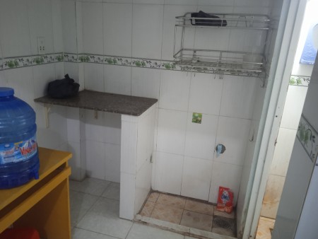 Cần người ở ghép chung cho vui.