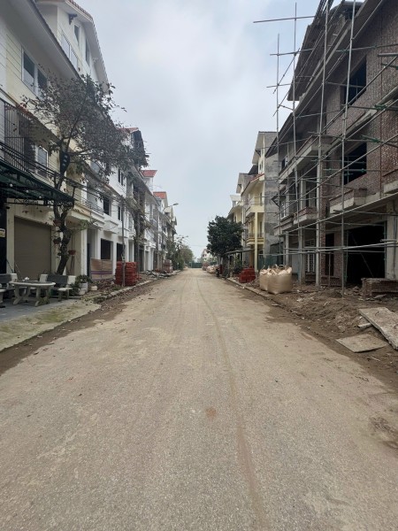 SIÊU PHẨM NHÀ XÂY THÔ 4 TẦNG – KĐT CIENCO 5 – TÂN LẬP – ĐAN PHƯỢNG