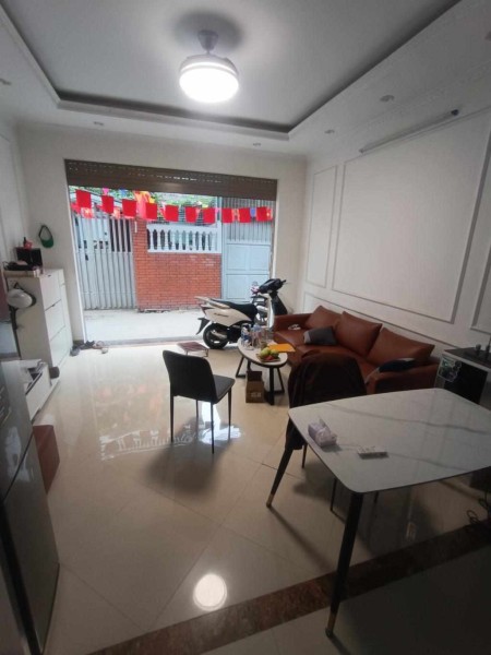 BÁN NHÀ ĐẸP CHỈ VÀI BƯỚC CHÂN ĐẾN VINCOM TÂY MỖ