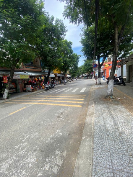Bán đất tặng nhà mặt tiền Nguyễn Phan Vinh, Thọ Quang, Sơn Trà