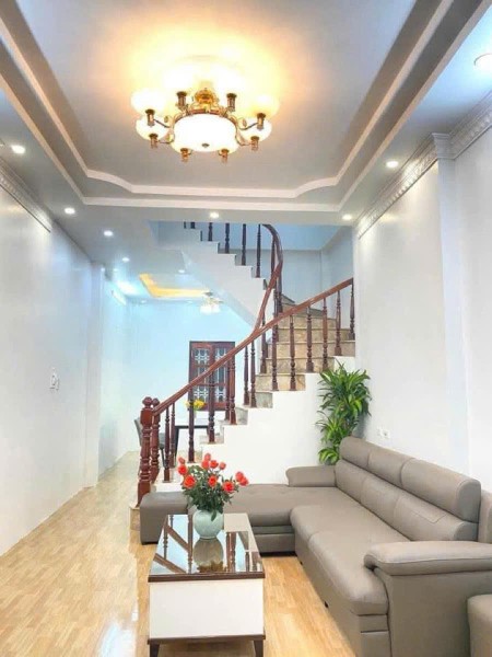 MẶT NGÕ TRUNG KÍNH CẦU GIẤY – CÁCH PHỐ 40M – 2 MẶT THOÁNG – GIÁ YÊU THƯƠNG