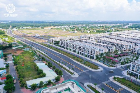 Đi đến slide 8