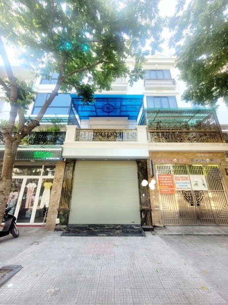 Bán nhà mặt phố Phú La – Hà Đông, nhà mới, thang máy, kinh doanh đỉnh – 77m² – Giá 23.x tỷ