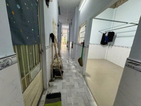 Căn mặt tiền cần bán lẹ, hiện đang cho thuê 17tr/tháng, sổ nở hậu đẹp