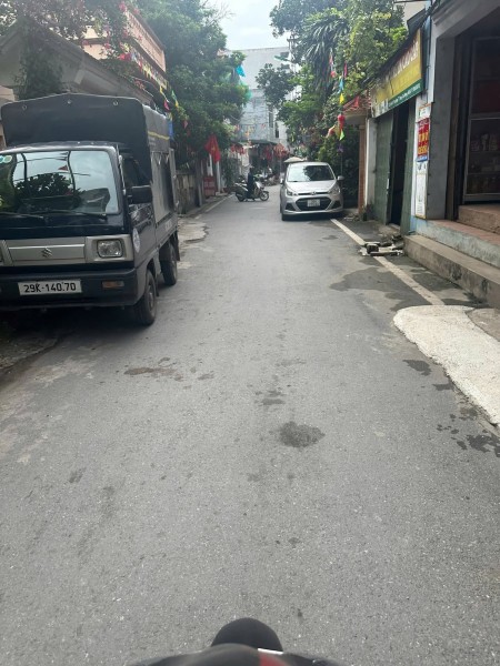 Đất kinh doanh đẳng cấp giá rẻ sát chợ