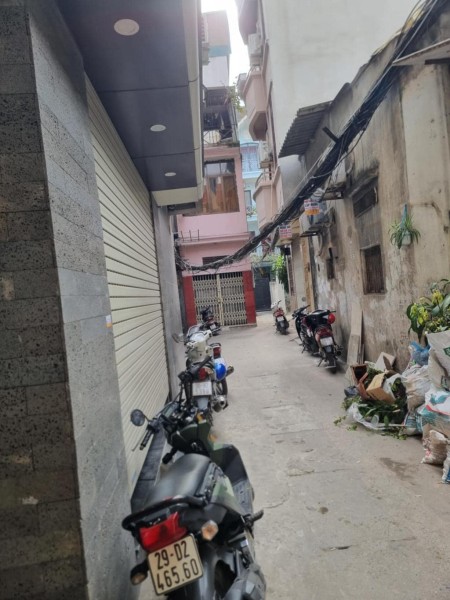 Bán Gấp - Phố 8/3 - Lô Góc 3 Thoáng